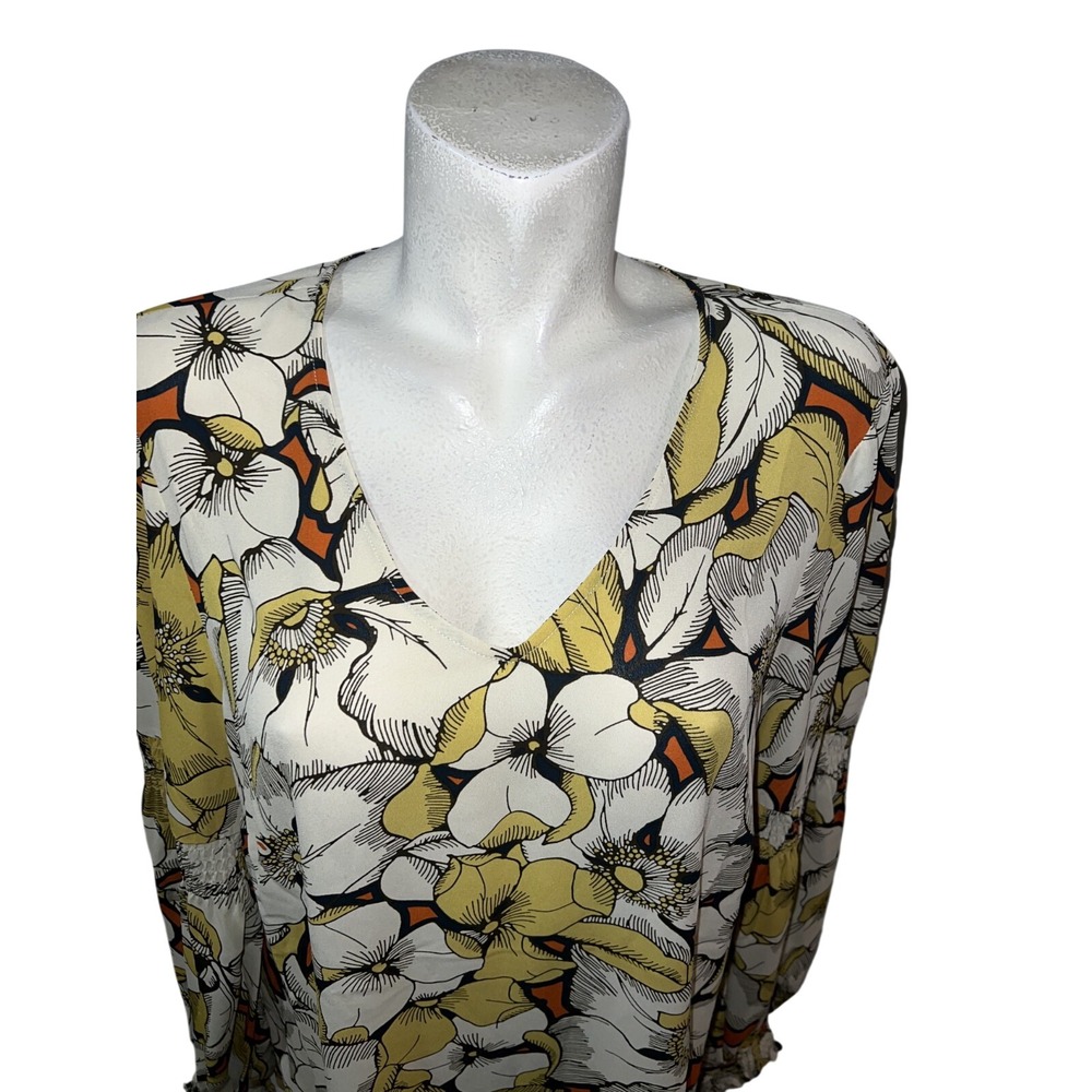 Cabi 3954 Miranda Blouse Womens Large Yellow Floral V-Neck Smocked Sleeve Top - Picture 2 of 7